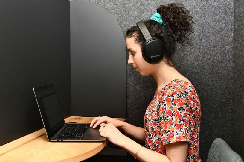 Sound On: The Best Online Tools to Launch and Grow Your Podcast Like a Pro - africpronostic